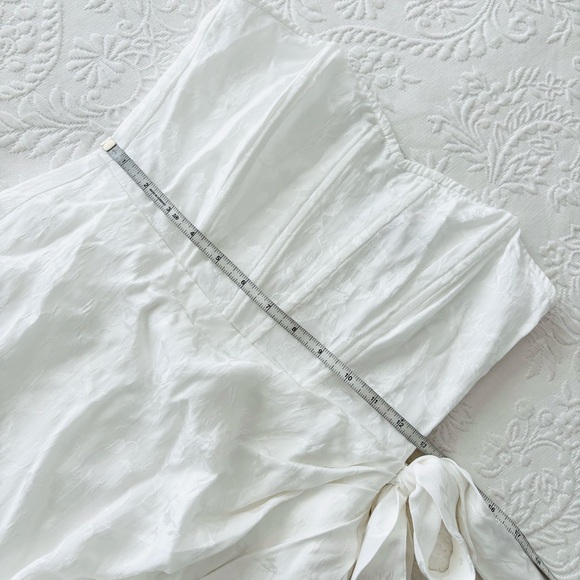 NWOT Lulus Adoring Praise Ivory Satin Jacquard Strapless Bustier Midi Dress - Picture 8 of 8